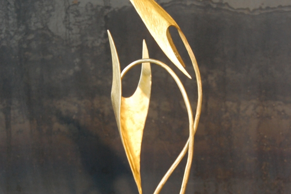 Skulptur Tombak, sculpture brass