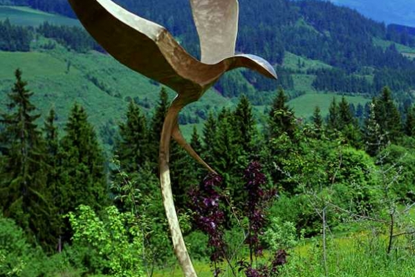 Remo Leghissa, Skulpturen aus Edelstahl und Messing - Schwalbe